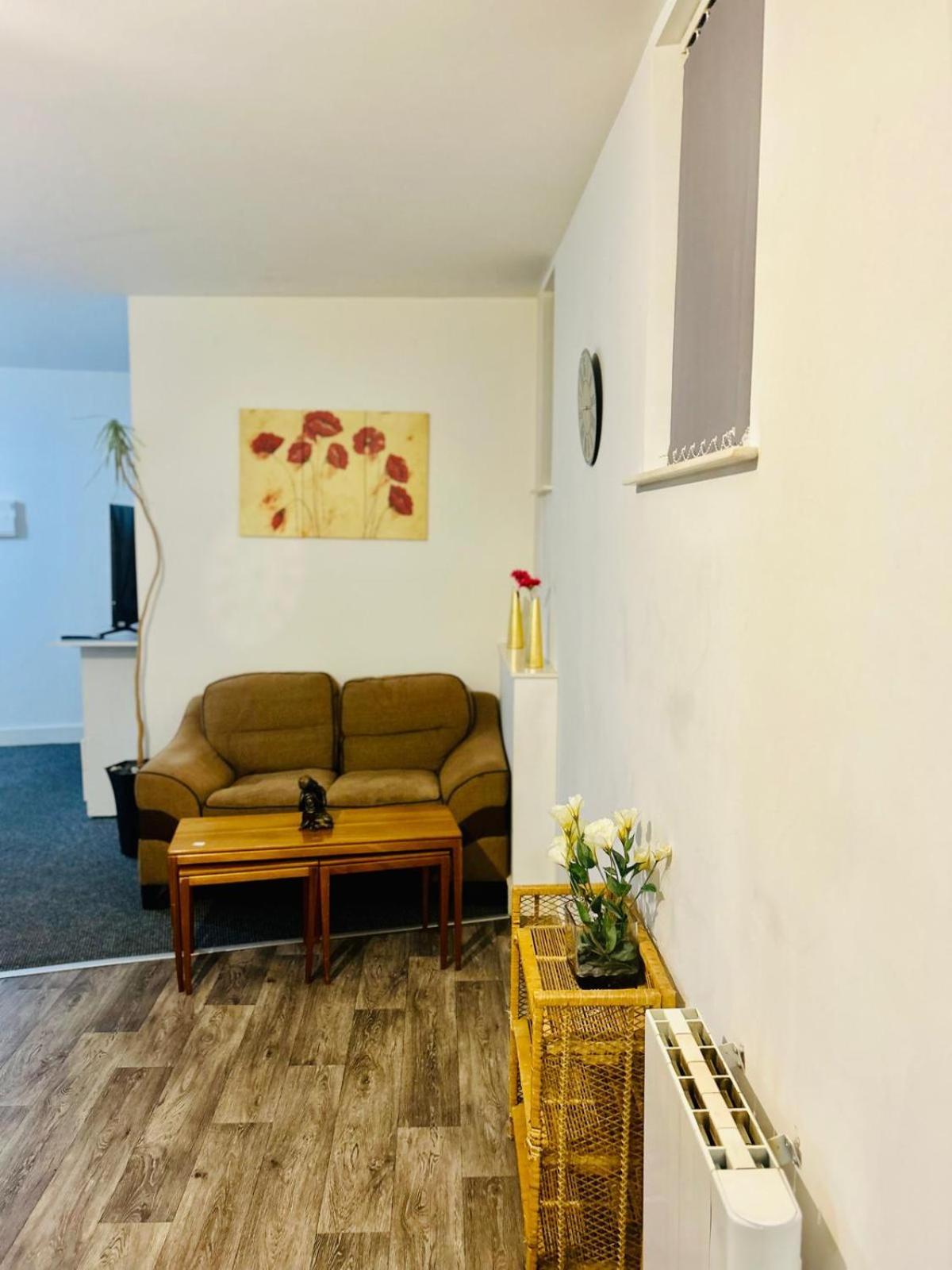 Studio Flat In Doncaster Eksteriør billede